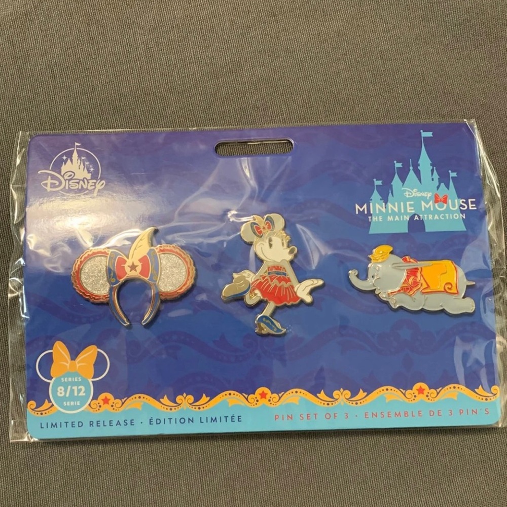 MMMA Dumbo Pin Set